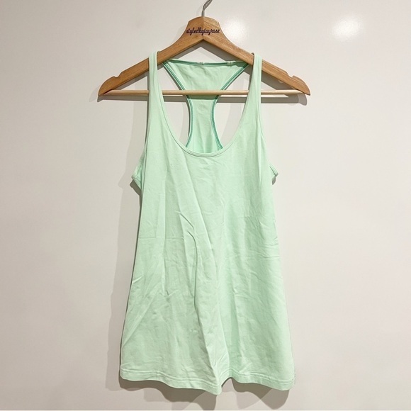 lululemon athletica Tops - Lululemon Razorback Tank Top